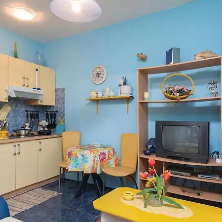 14 Apartment